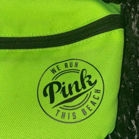 PINK - Picture 2 of 4